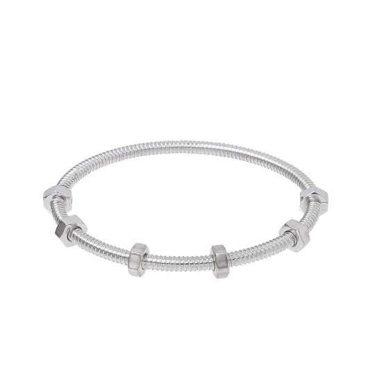 أناقتك تبدأ من معصمك.. أفخم ماركات الأساور الرجالية 2021