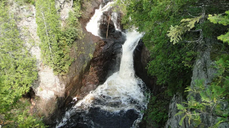 دوائر الجن الغامضة أحدها.. أكثر الأماكن غموضاً على كوكب الأرض (فيديو)