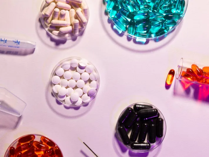 وفقاً للأطباء..أدوية لاغنى عنها في منزلك بزمن كورونا