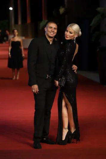 أبرز أخطاء إطلالات النجوم الرجال في مهرجان الجونة السينمائي (صور)