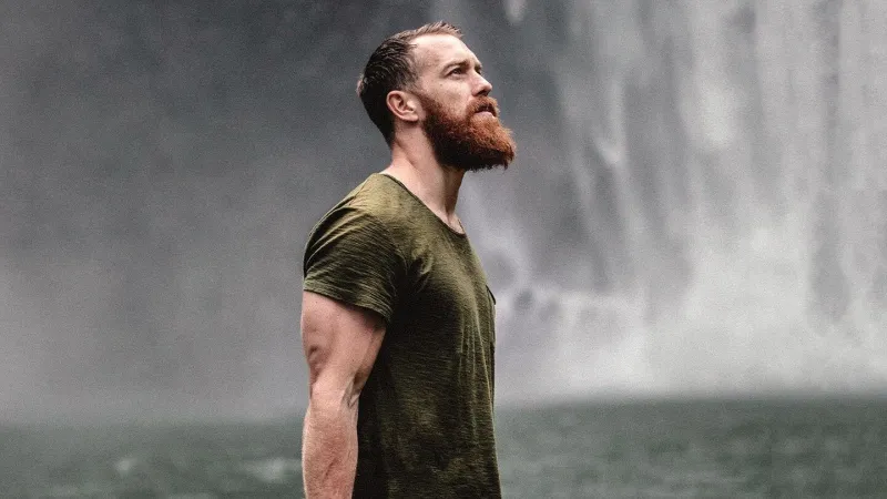 صفات الرجل الذي تعشقه النساء.. هكذا تمتلك قلوبهن