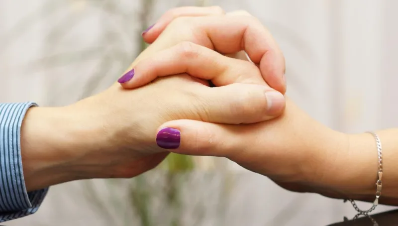 كيف أجد المرأة المناسبة؟..خمس علامات تكشف الأمر