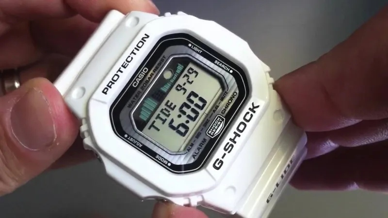 أجمل الساعات التي اقتناها نجم البوب الكندي جاستين بيبر 