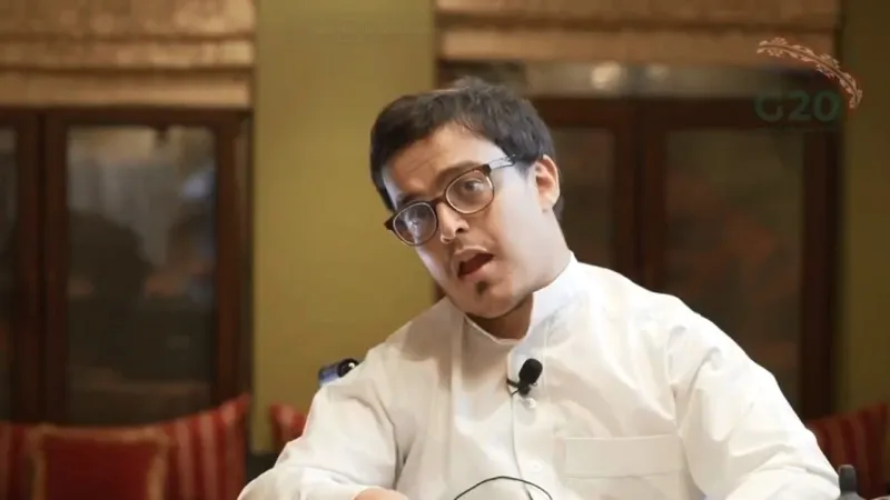 سعودي تعلم اليابانية بمجهود ذاتي للترحيب بوفد اليابان في قمة العشرين (فيديو)