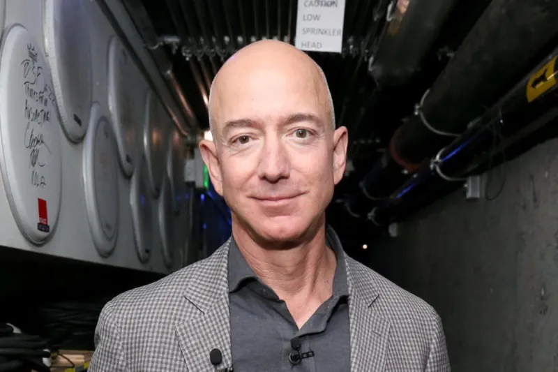 بين الرياضة وتصفح الفيسبوك..كيف يبدأ أثرياء العالم يومهم؟