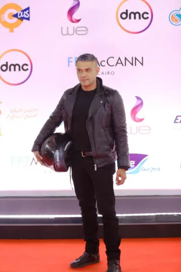 كلاسيكية بلمسات شبابية.. شاهد إطلالات نجوم مهرجان القاهرة السينمائي