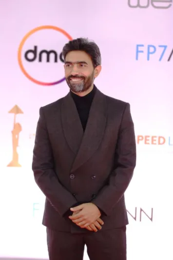 كلاسيكية بلمسات شبابية.. شاهد إطلالات نجوم مهرجان القاهرة السينمائي