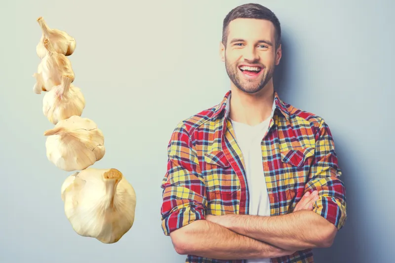 فوائد الثوم وكيفية التغلب على رائحته الكريهة