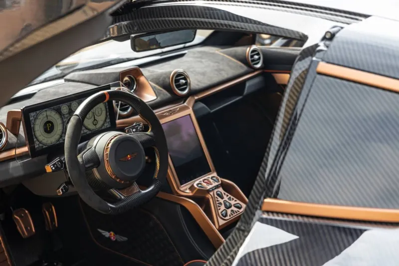 سيارة إسبانية خارقة تخطف الأضواء بقوة 1114 حصاناً | صور