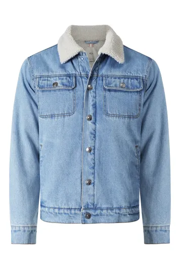 الملابس الكلاسيكية خيار الرجل العصري في 2021.. إليك تشكيلة مميزة