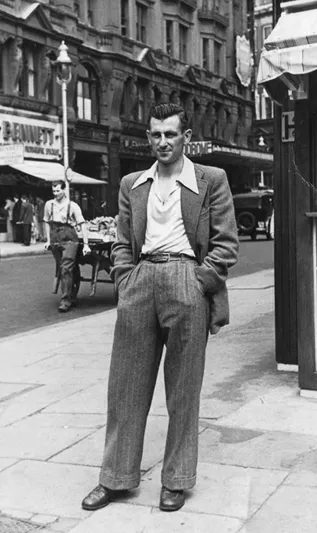 الحزام.. إكسسوار بتاريخ طويل ورمزيات متعددة