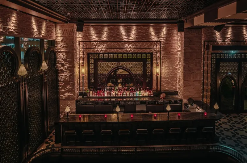 مطعم هوتونج يرتقي بعروض موسم الاحتفالات إلى آفاق جديدة 