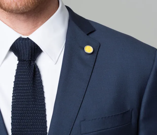 إكسسوارات البدلة الرسمية: هذا ما تحتاج إليه لطلة مثالية 