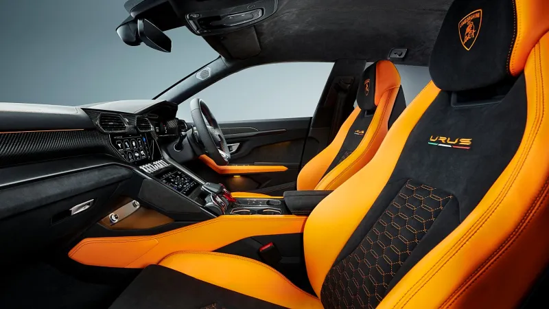 لامبورجيني أوروس 2021 تتألق بتصميم جريء وألوان مميزة