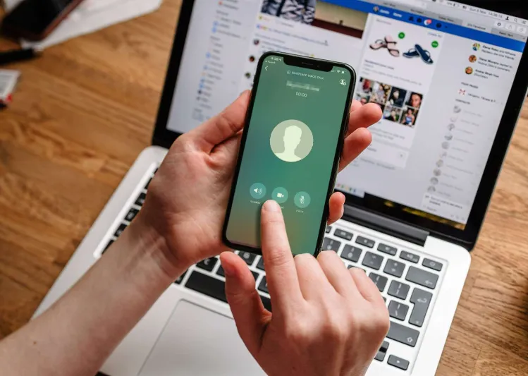 إنفوجراف| ما يجمعه واتس آب من معلومات عنك