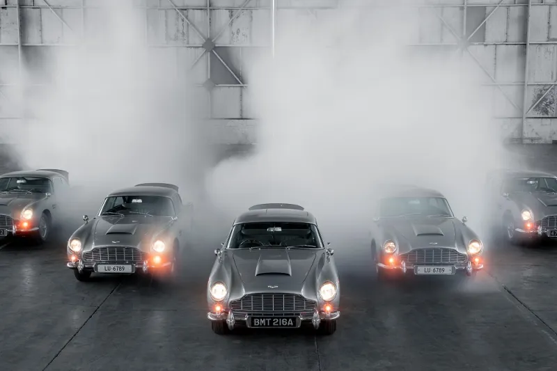  جلسة تصوير تجمع 5 من سيارات النسخة الجديدة لأستون مارتن