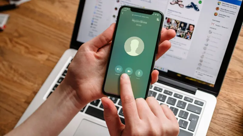 حساب واحد لأكثر من جهاز إحداها.. مفاجآت «واتساب » لمستخدميه في 2021