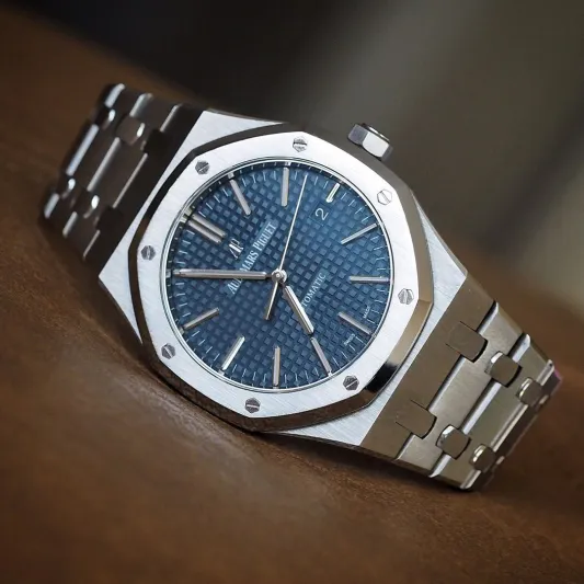 تجاوزت إحداها 1.5 مليون يورو.. أفخم ساعات المشاهير في 2020