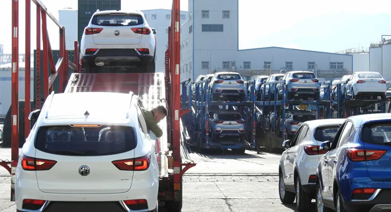 عدد السيارات التي يحق للمواطن والمقيم استيرادها للسعودية