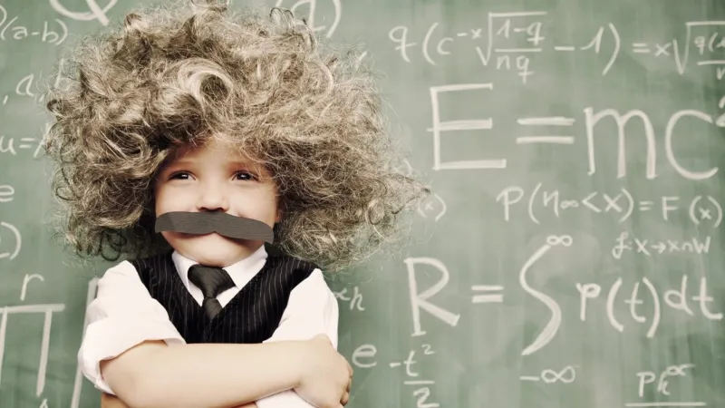 هل تفعل إحداها؟ 8 أمور تكشف الأشخاص الأكثر ذكاءً