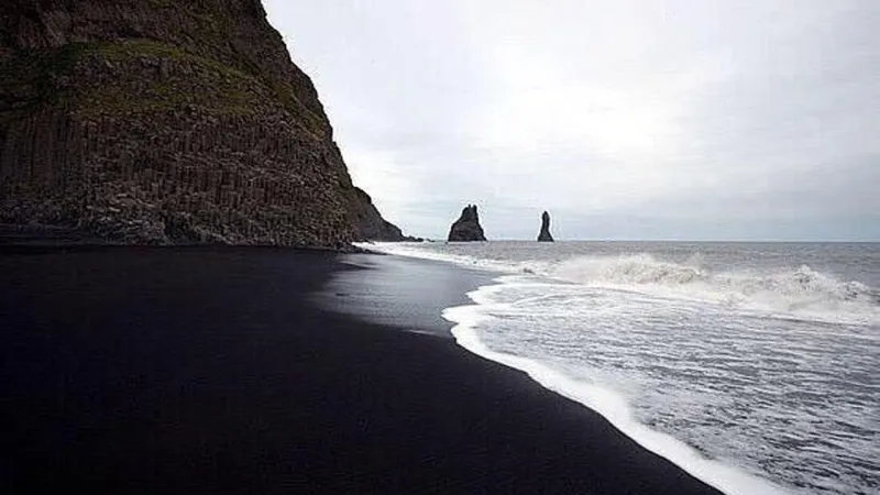 أغرب شواطئ العالم ستدهشك بروعتها