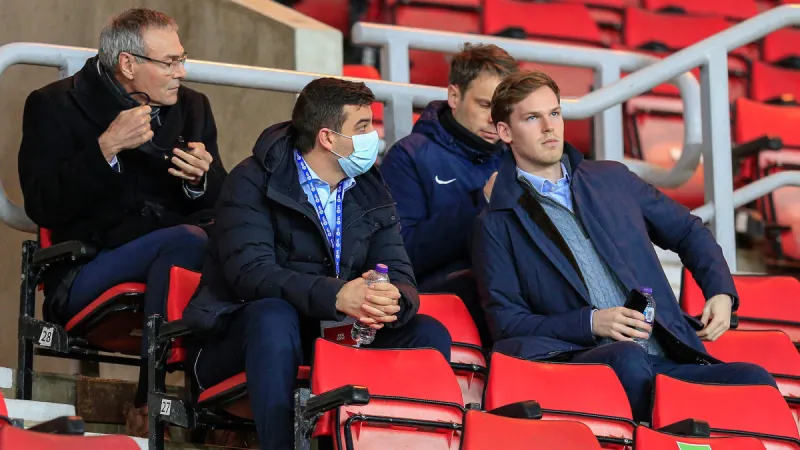 23 سنة وملياردير.. ملكية سندرلاند تحول شابا إلى ثري بلحظات! 