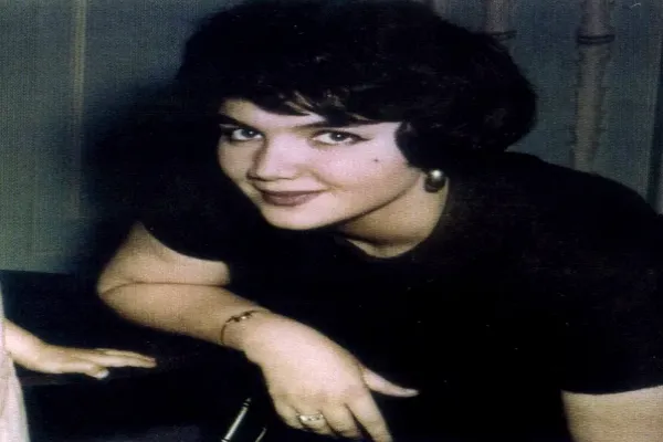 من هي الأميرة منى رياض الصلح أم الوليد بن طلال؟