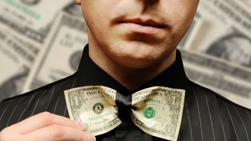 مليونير بدأ من الصفر يكشف الطريق الصحيح لجني الثروات