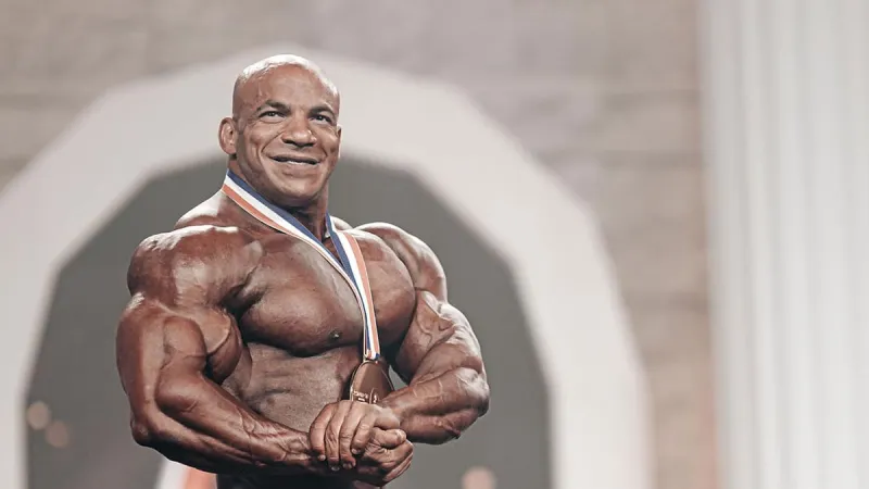 بيج رامي يكشف سر عضلاته الضخمة | فيديو