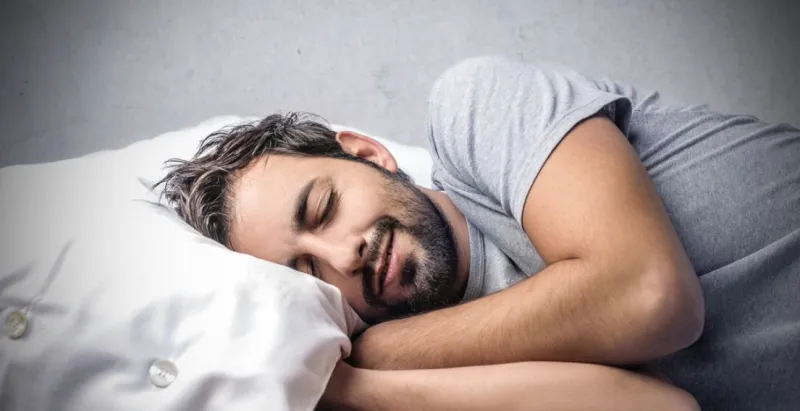 لماذا حذر الأطباء من النوم لمدة تزيد على 9 ساعات؟