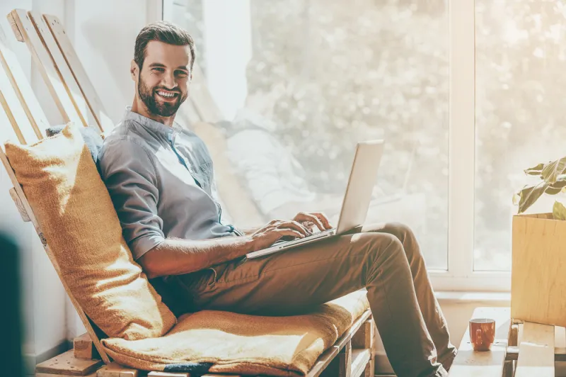 أفضل 3 برامج لإدارة العمل عبر الإنترنت