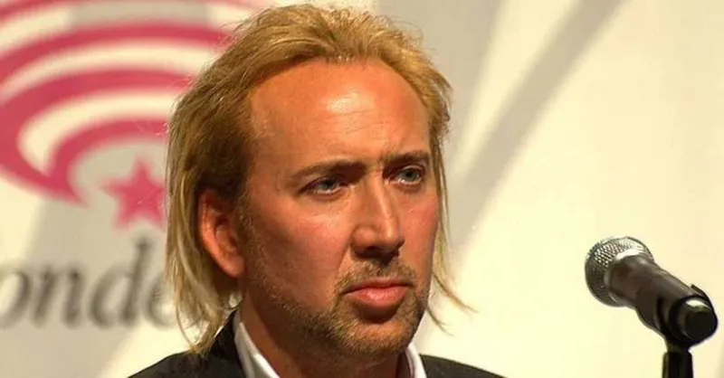 صور| نجوم هوليوود مشهورون بالشعر المستعار