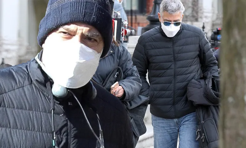 جورج كلوني يستعد لفيلمه الجديد بإطلالة كاجول أنيقة (صور)