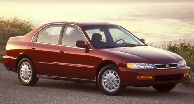 بين المتواضعة وشديدة الفخامة.. شاهد| سيارات أثرياء العالم