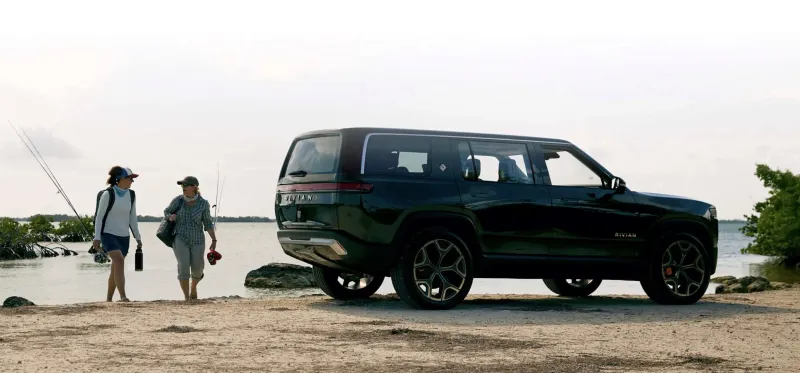 شاهد| سيارة كهربائية جديدة لعشاق المغامرة والتخييم الفاخر 