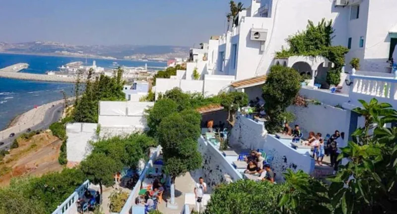 لماذا حصل مقهي الحافة على المتنفس الأكثر شهرة في المغرب؟ 