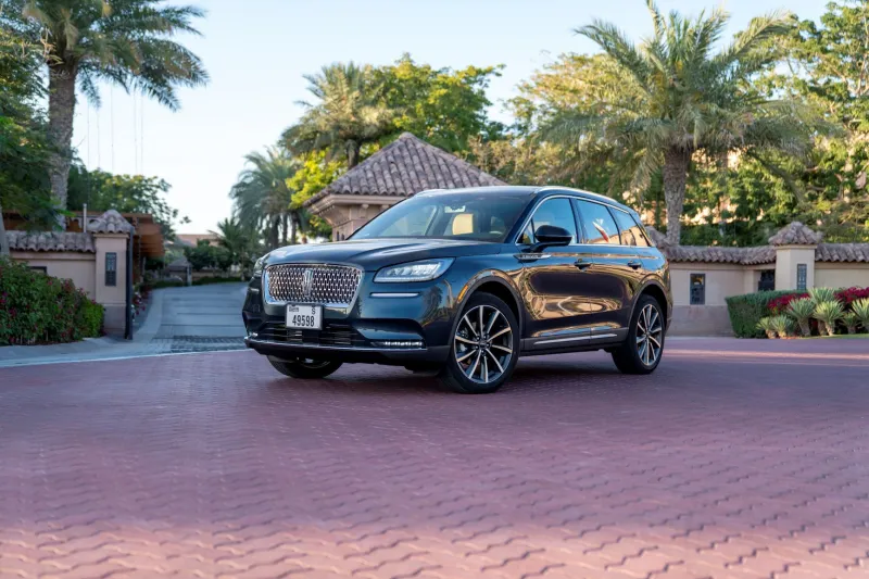 لينكون كورسير..  تجمع بين الرفاهية والسلامة 