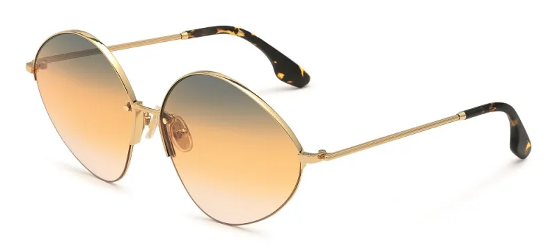 "VICTORIA BECKHAM" تطرح نظاراتها الجديدة لصيف 2021