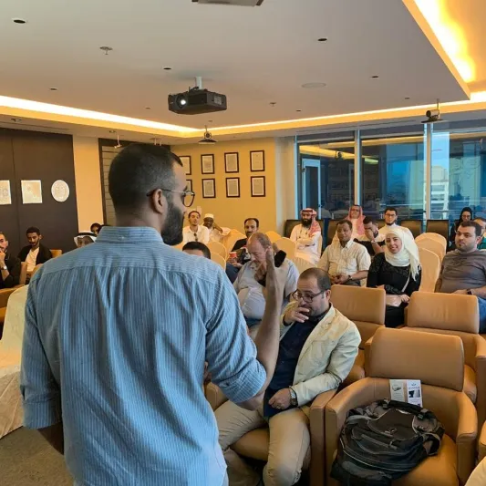 رائد الأعمال المهند المروعي للرجل: تعلم الأسرار واصنع بصمتك