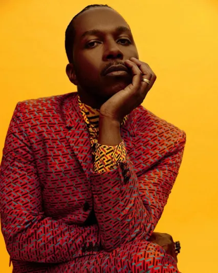 لقطات من أزياء المشاهير في حفل توزيع جوائز -BAFTA (صور)