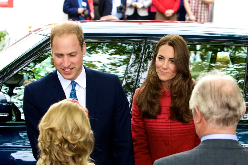 بمواصفات ملكية وسعر خيالي طرح سيارة الأمير ويليام وزوجته للبيع (صور)