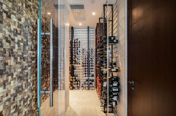 بسعر 7 ملايين دولار.. شاهد| فخامة منزل ميسي الجديد بميامي