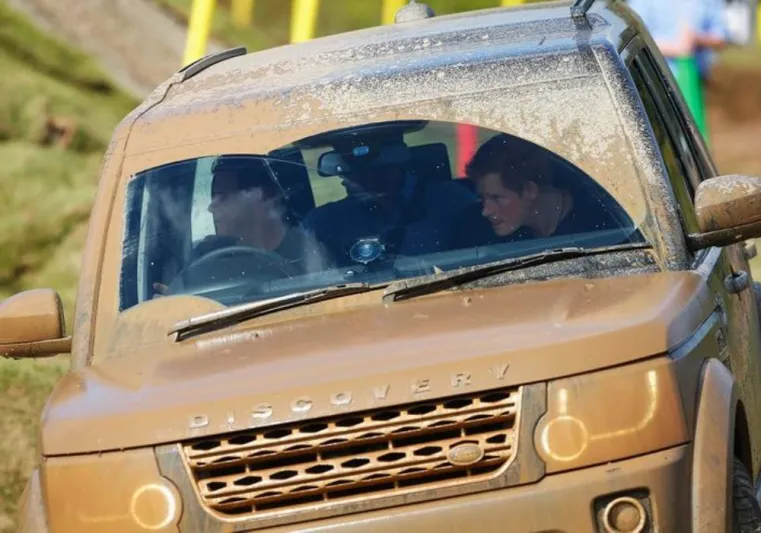 صور | سيارات ندم عليها الأمير هاري عقب رحيله عن العائلة الملكية