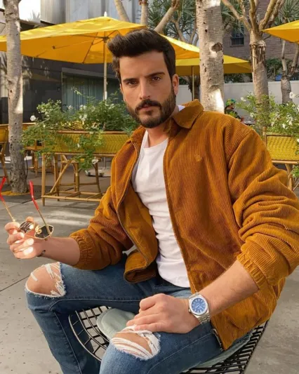 صور| بين الكلاسيكية الشبابية والعصرية.. إطلالات مميزة لمهند الحمدي 