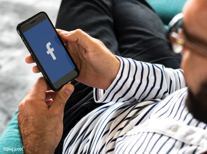 تخلص من المزعجين.. كيف تغلق التعليقات على منشوراتك بفيسبوك؟