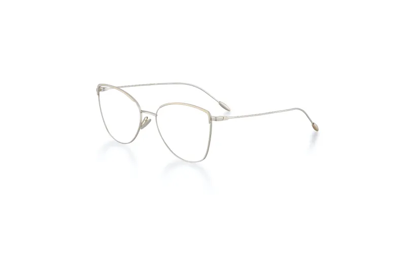 "GIORGIO ARMANI" تطرح مجموعة نظارات جديدة لعشاق الأناقة من الجنسين