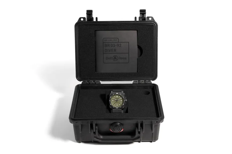 علامة Bell & Ross تقدم إصداراً محدوداً من ساعة BR 03 DIVER MILITARY