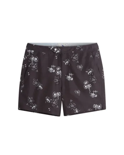 عكست روحاً شبابية وأنيقة.. إليكم مجموعة Ted Baker لربيع وصيف 2021