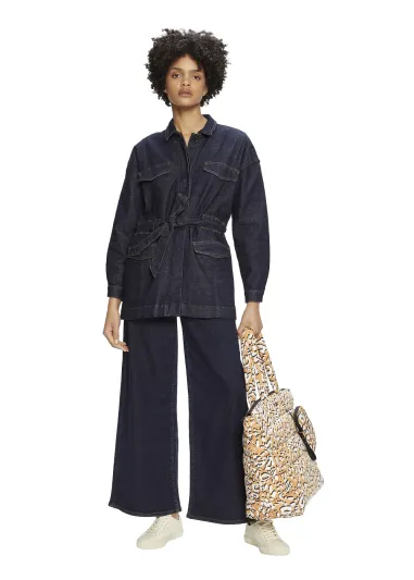 عكست روحاً شبابية وأنيقة.. إليكم مجموعة Ted Baker لربيع وصيف 2021