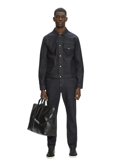 عكست روحاً شبابية وأنيقة.. إليكم مجموعة Ted Baker لربيع وصيف 2021